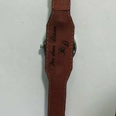 Кожаный браслет с гравировкой текста